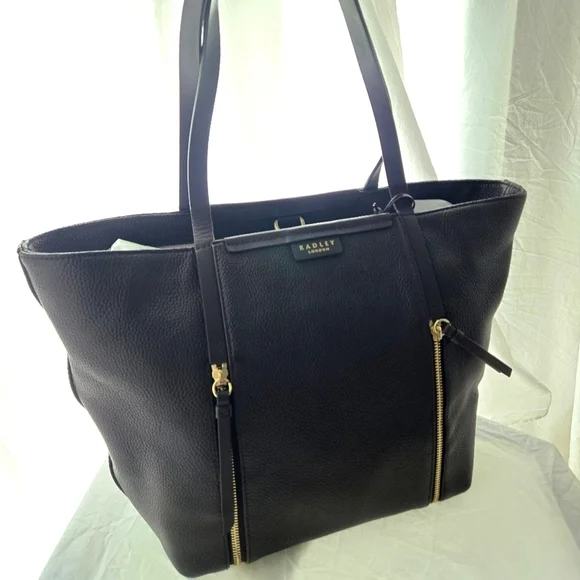 Gorgeous Radley London Tote EUC - Picture 14 of 16